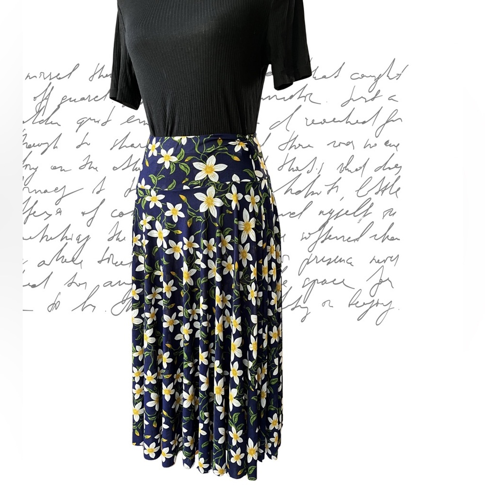 Floral Navy Maxi Skirt with White & Yellow Blooms